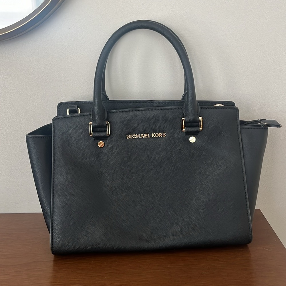 Michael Kors Selma Saffiano Leather Handbag (Black)